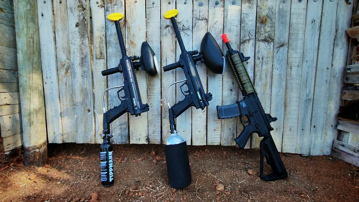 Paintball vs Airsoft: Which Is Right for You?